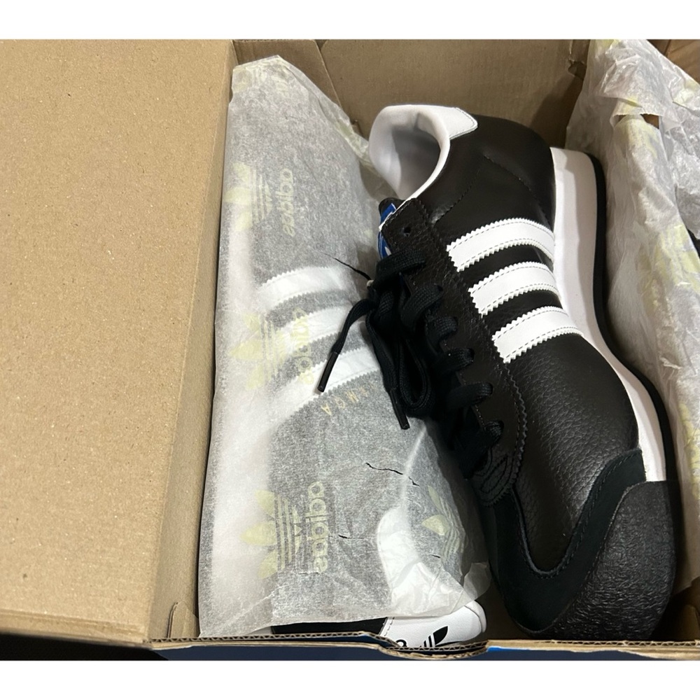 NEW: Adidas Originals Samoa  Sneakers - Picture 8 of 8